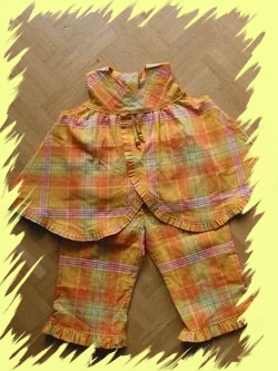 Modell aus der Ottobre 1 / 2002 (Sch�rze und R�schenhose - Gr. 80)